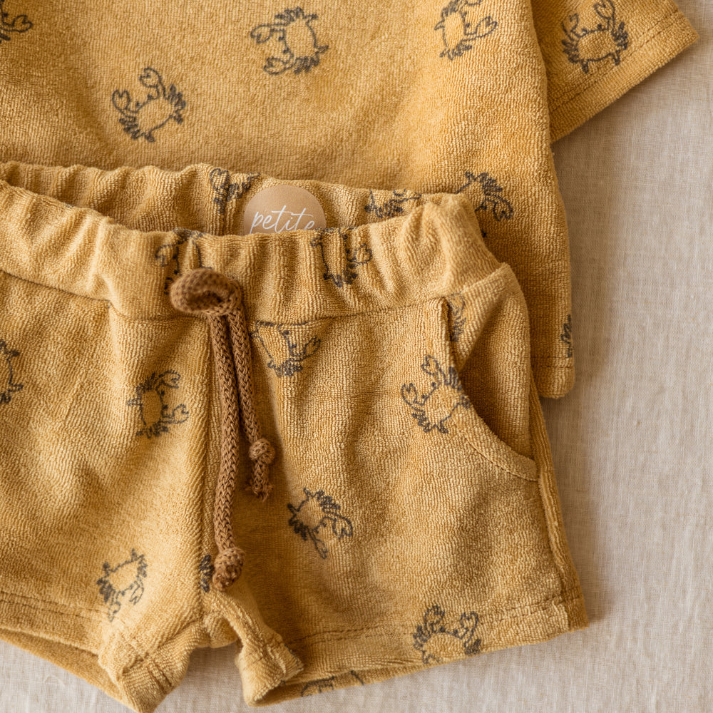 
                      
                        Terry shorts / Caramel Crabs
                      
                    