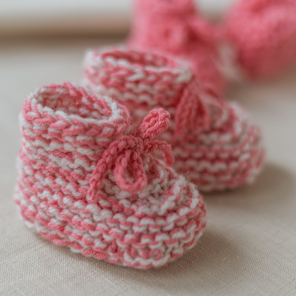 
                      
                        Baby booties / Melange bubblegum
                      
                    