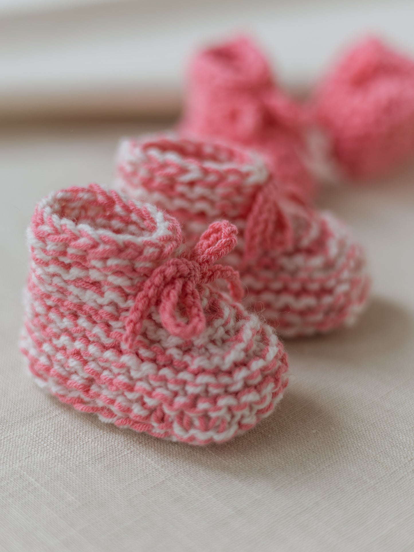 Baby booties / Melange bubblegum