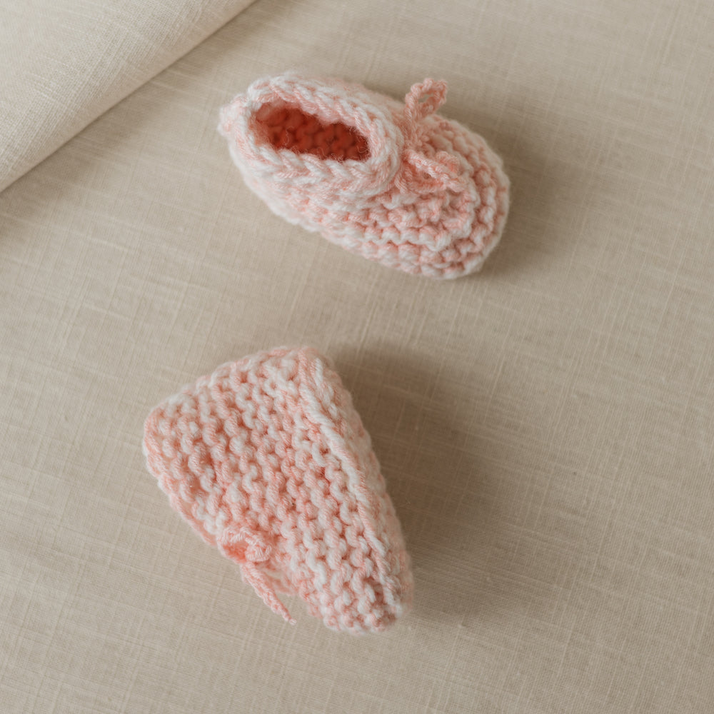 
                      
                        Baby booties / Melange blush
                      
                    