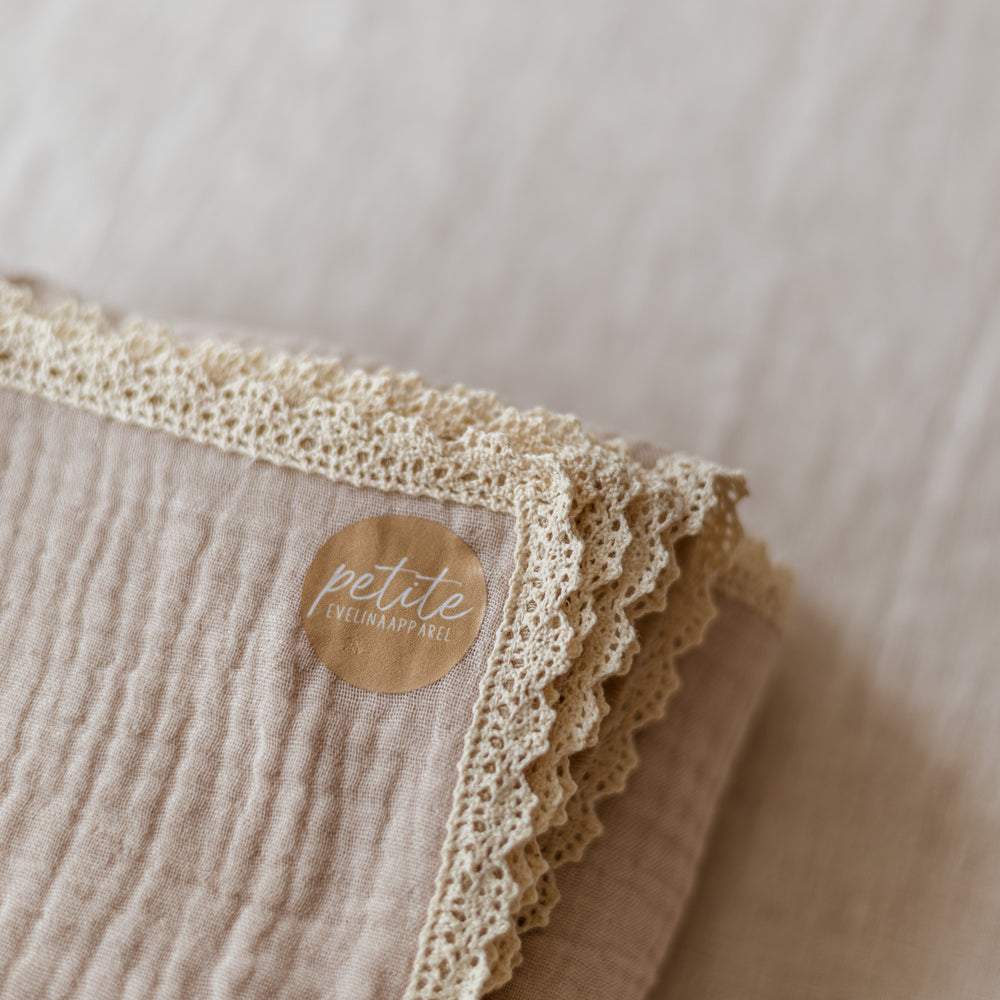 
                      
                        Tetra plenička / Troslojni muslin - Light Beige
                      
                    