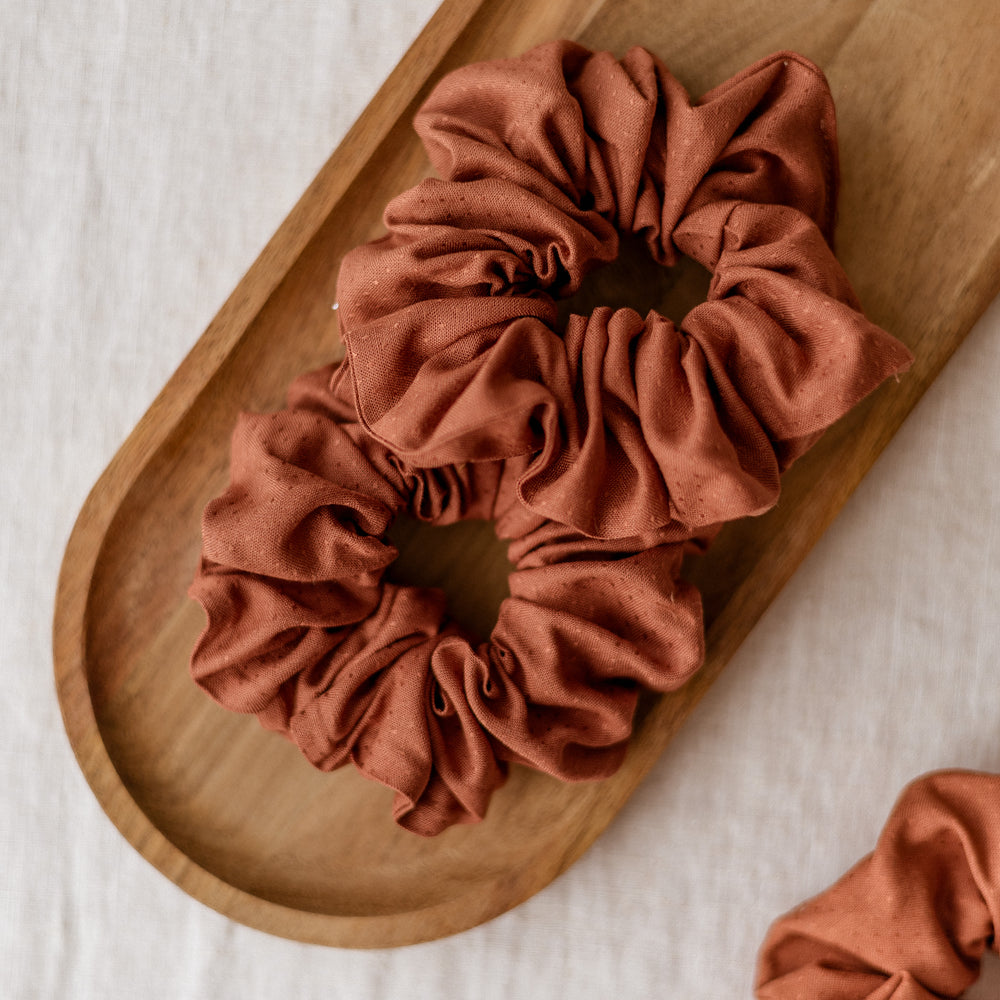 
                      
                        Wide Scrunchie / Terracotta
                      
                    