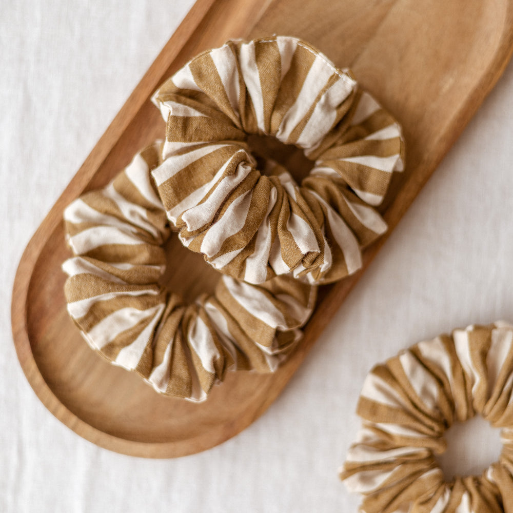 
                      
                        Wide Scrunchie / Olive & Cream Cotton Stripes
                      
                    