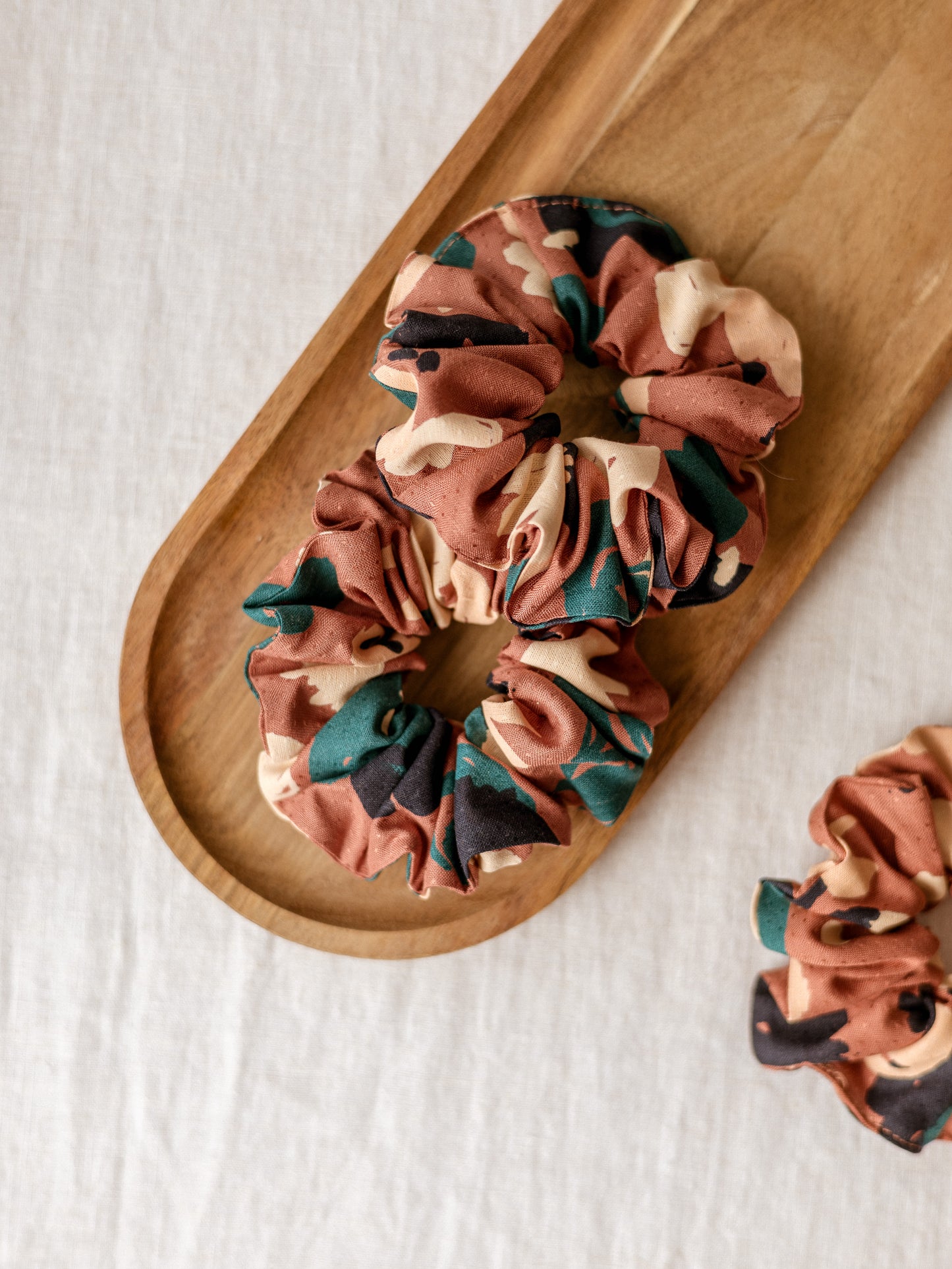 Wide Scrunchie / Terracotta Floral