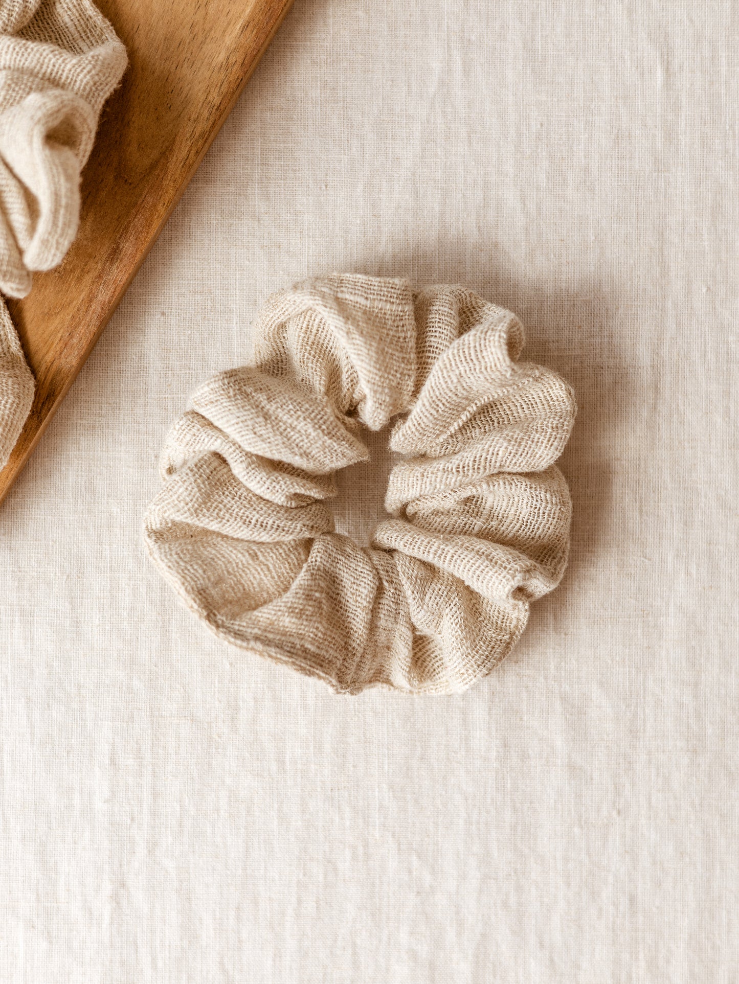 Wide Scrunchie / Gauze - Sand
