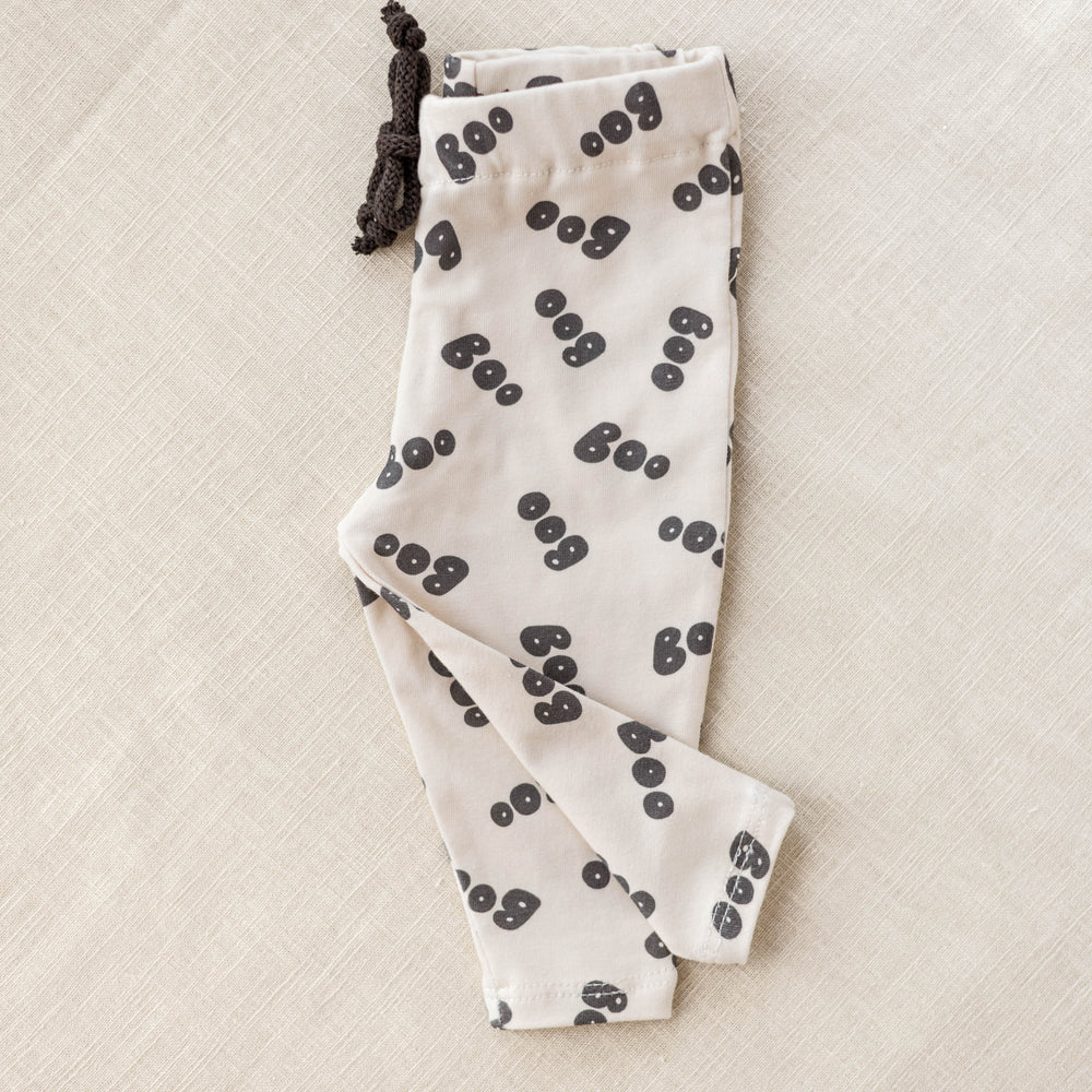 
                      
                        Baby leggings / boo - stone
                      
                    