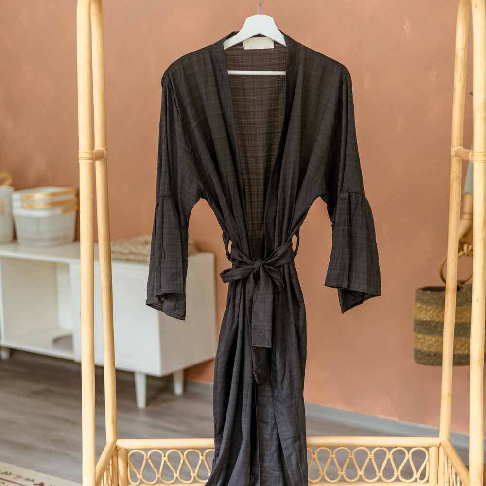 Robe  / Midnight blue ruffled sleeves
