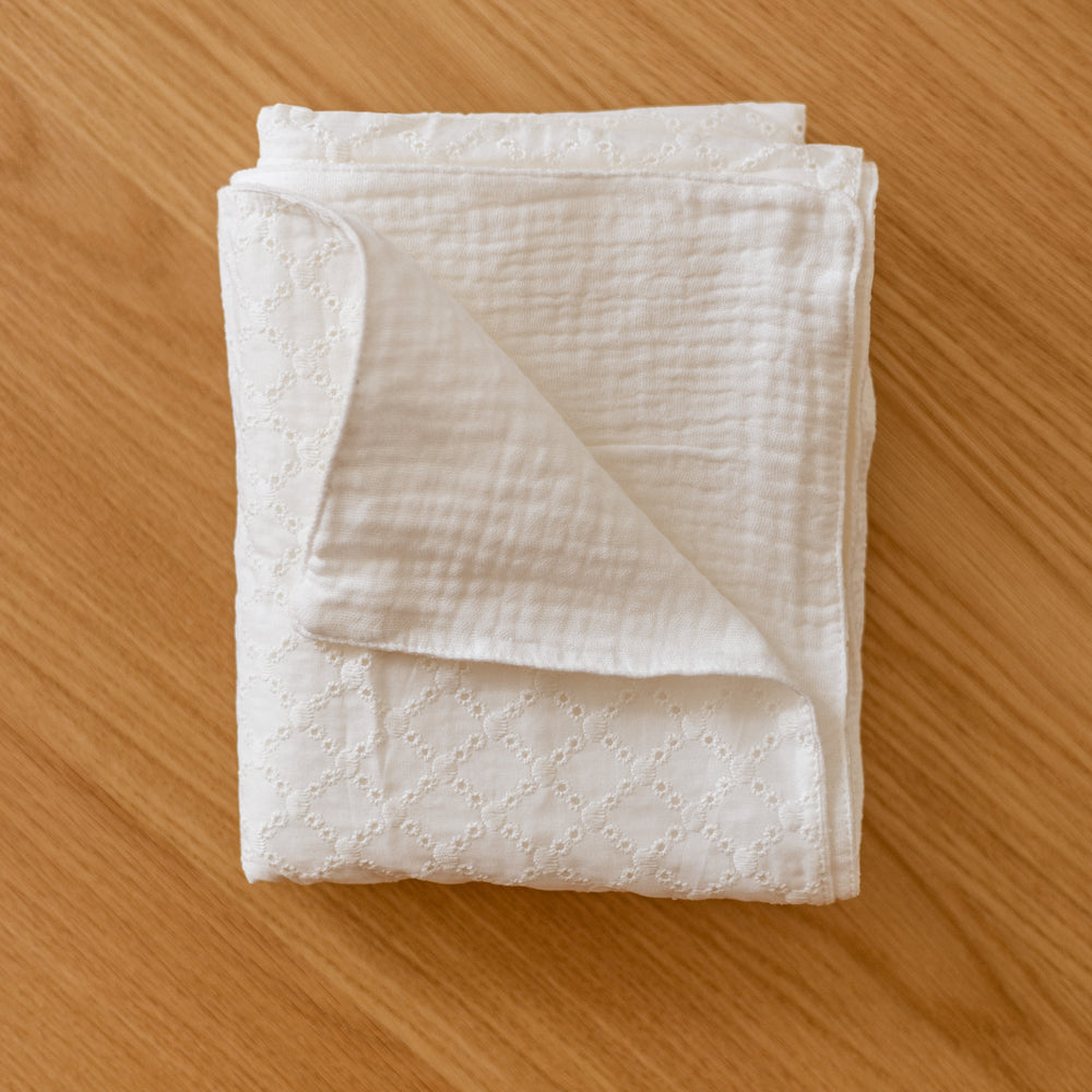 Baby blanket / Embroidered Ivory