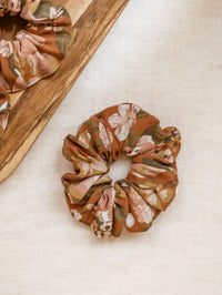 Širok scrunhie / Terracotta Floral