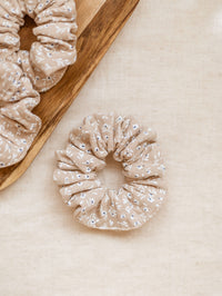 Širok scrunchie / Quilted & Floral