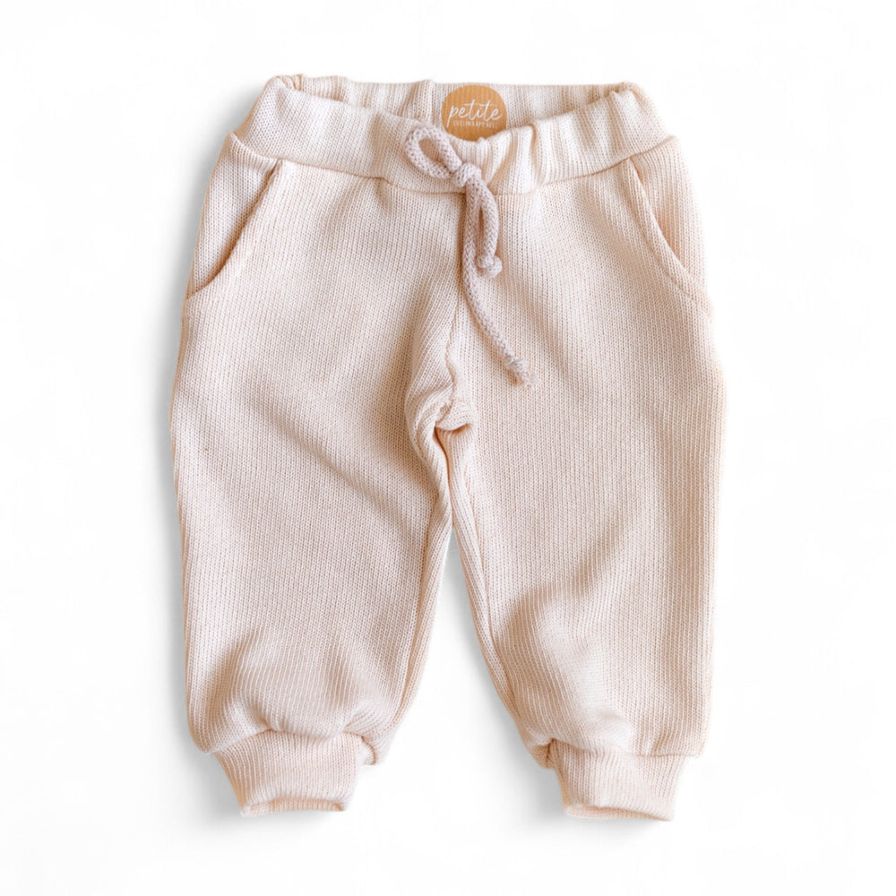
                      
                        Knit sweatpants / Creamy Blush
                      
                    
