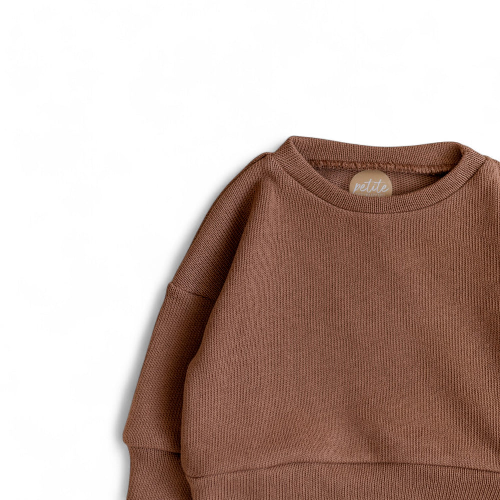 
                      
                        *Knit sweater / Chocolate Blush
                      
                    