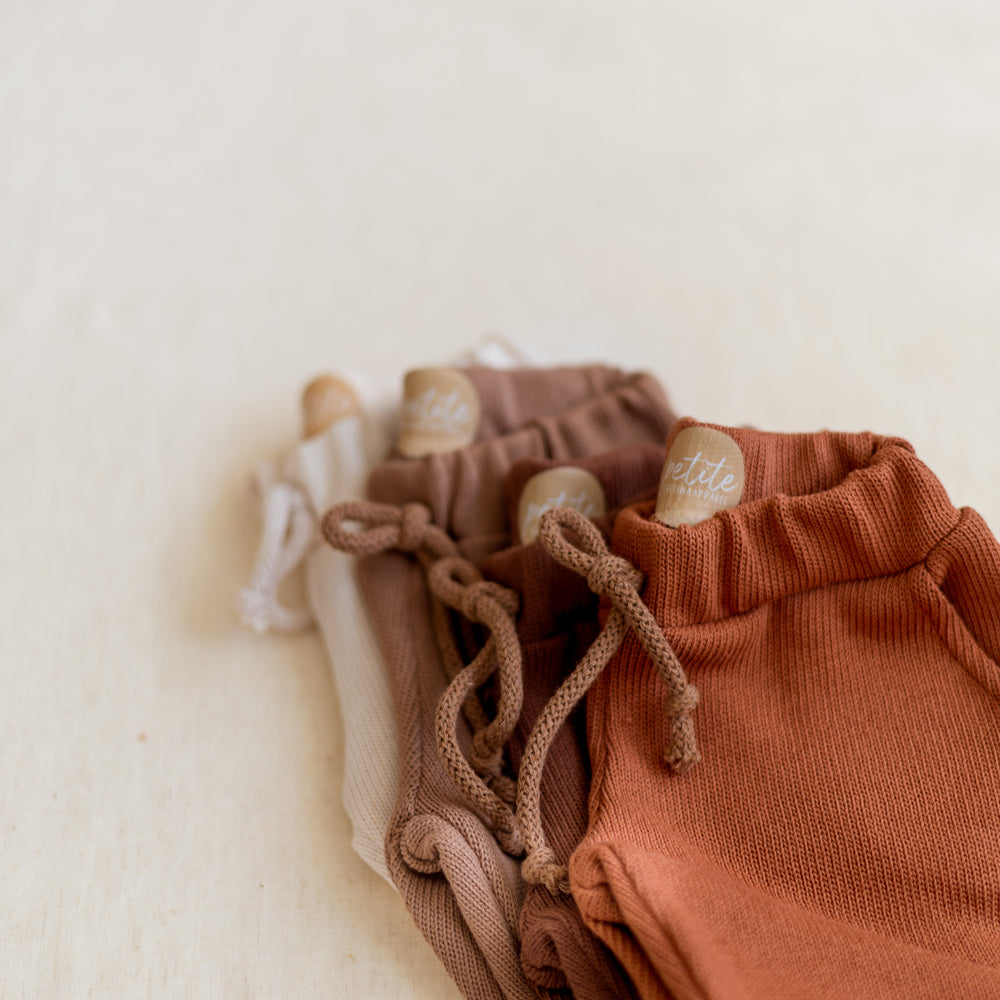 *Knit sweatpants / Rosewood