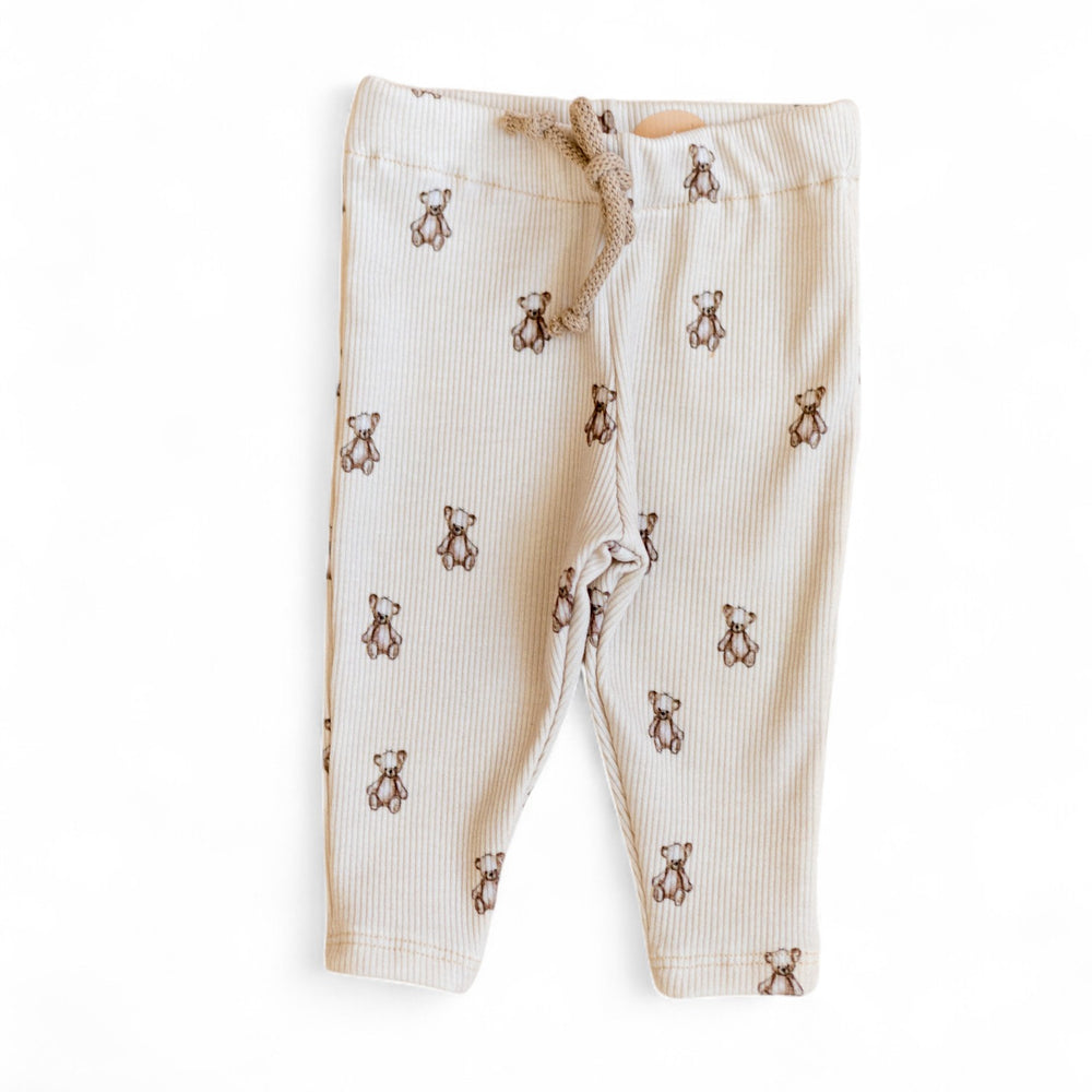 
                      
                        *Ribbed Leggings / Teddybear
                      
                    