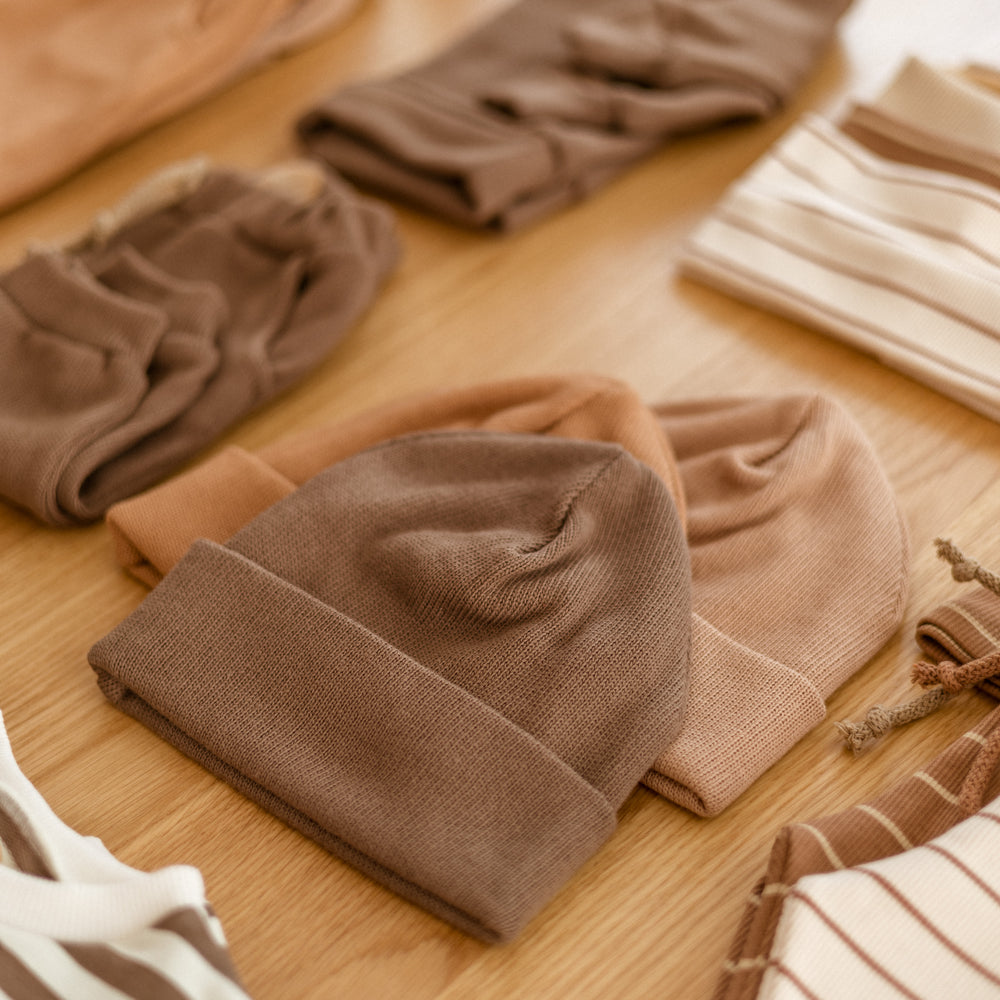 
                      
                        *Beanie / Taupe
                      
                    
