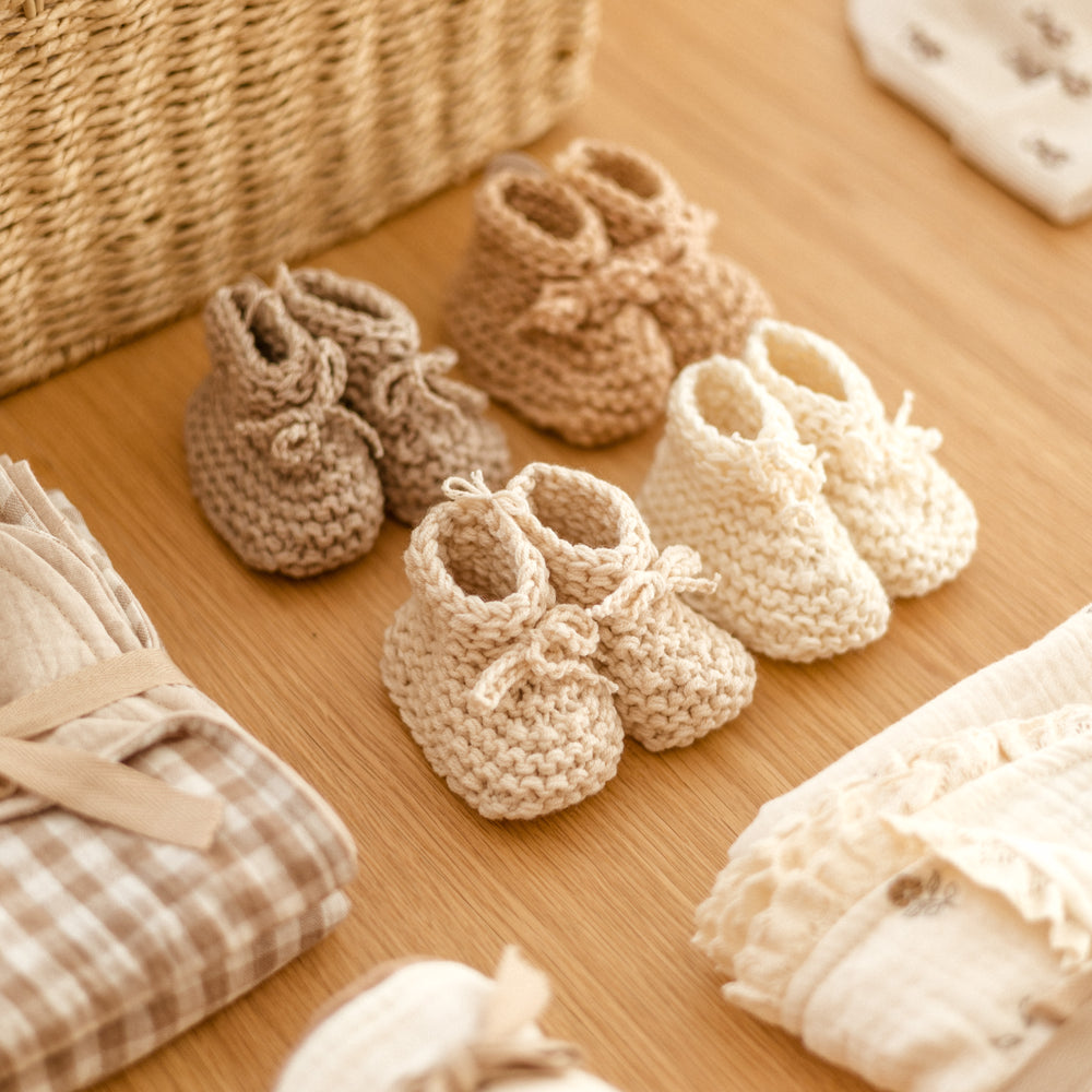 *Baby booties / Neutrals