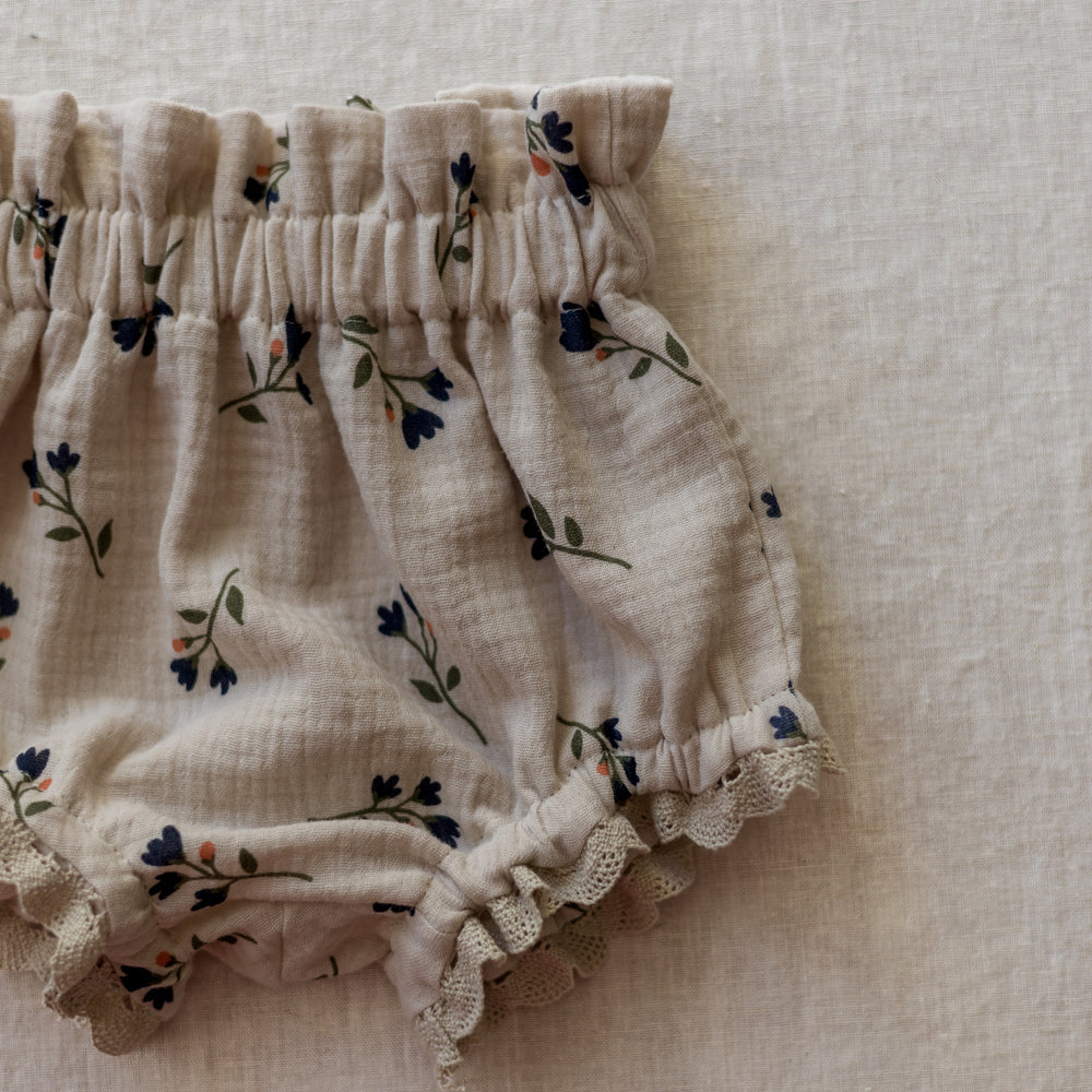 Bloomers / melange navy flowers & lace