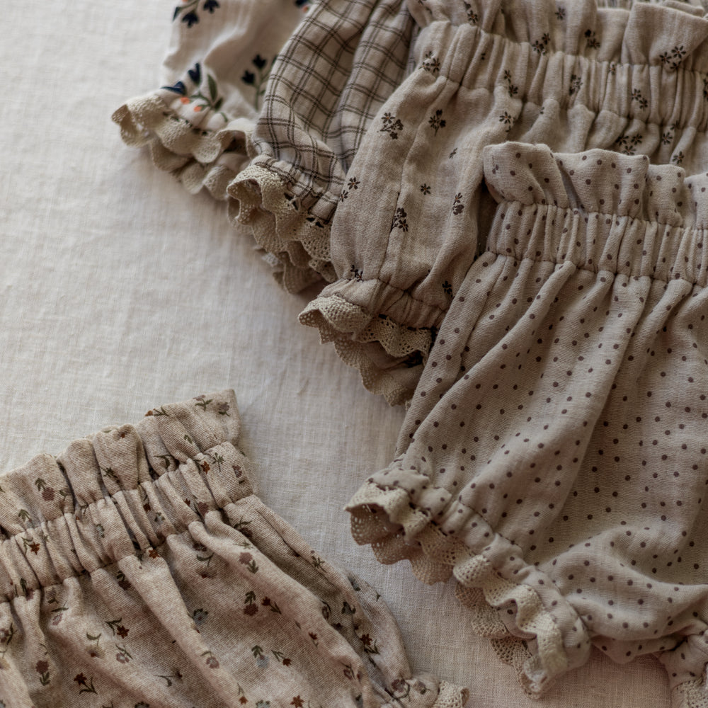 
                      
                        Bloomers / melange flowers & lace 
                      
                    