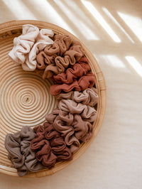 Širok scrunchie / baby pletenina