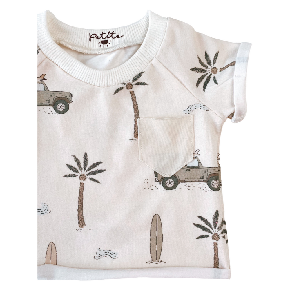 
                      
                        Baby jersey t-shirt / cars & palm trees
                      
                    