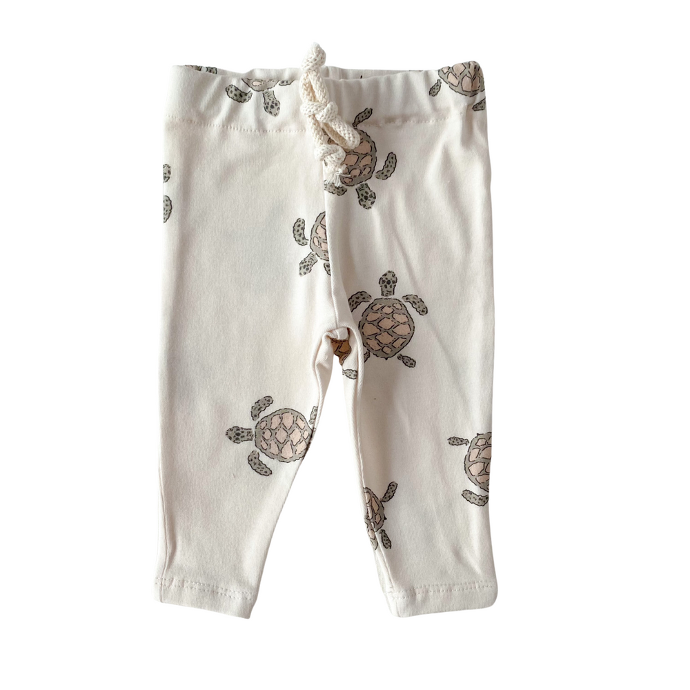 
                      
                        Baby leggings / turtles
                      
                    