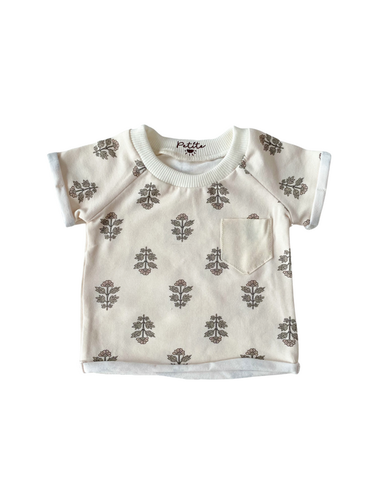 Load image into Gallery viewer, Girly jersey t-shirt / florals
