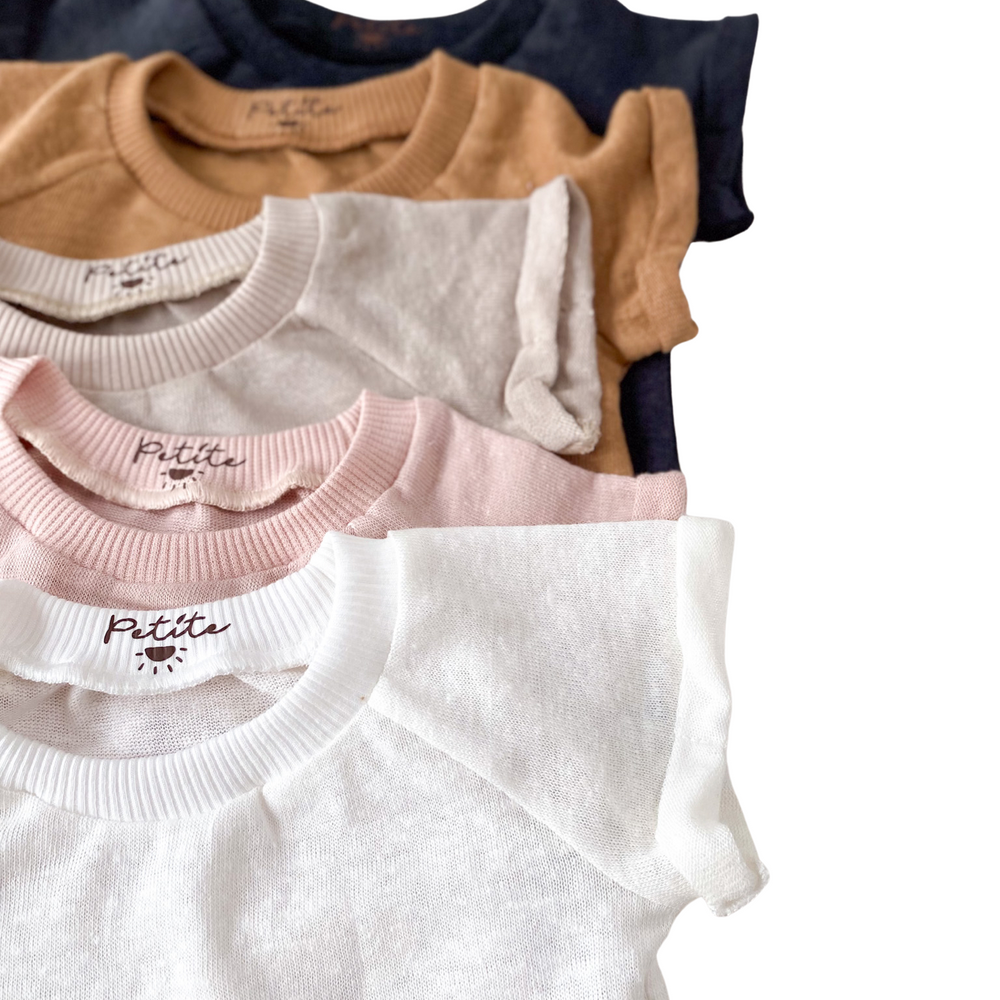 
                      
                        Baby T-shirt / linen
                      
                    