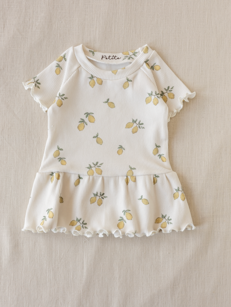 
                      
                        Girly t-shirt dress / lemons
                      
                    