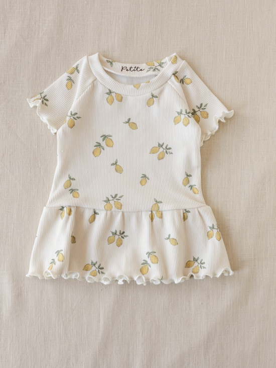 Girly t-shirt dress / lemons