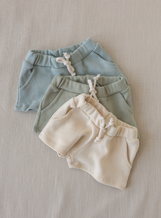 Knit shorts / pastel