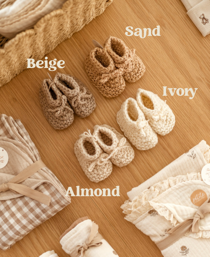 *Baby booties / Neutrals