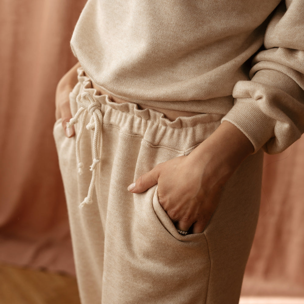 
                      
                        Hlače za prosti čas / cream knit
                      
                    