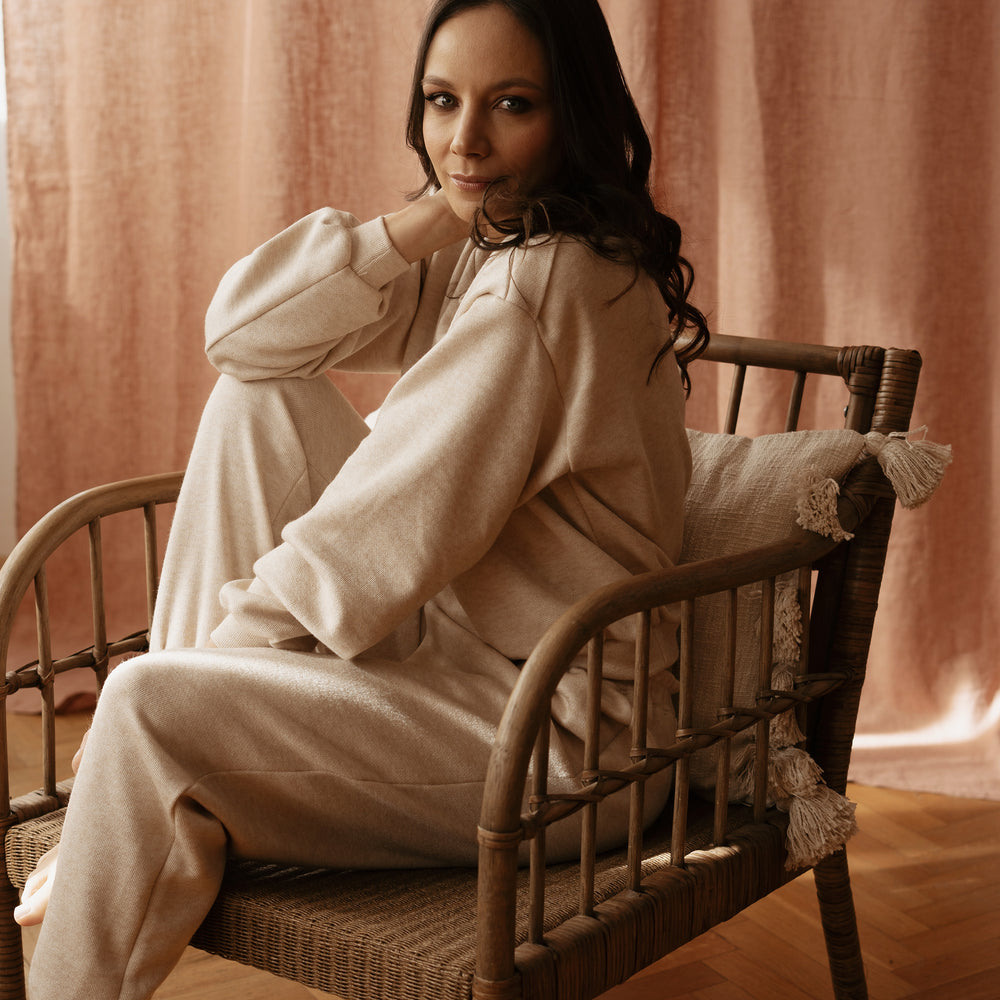 
                      
                        Hlače za prosti čas / cream knit
                      
                    