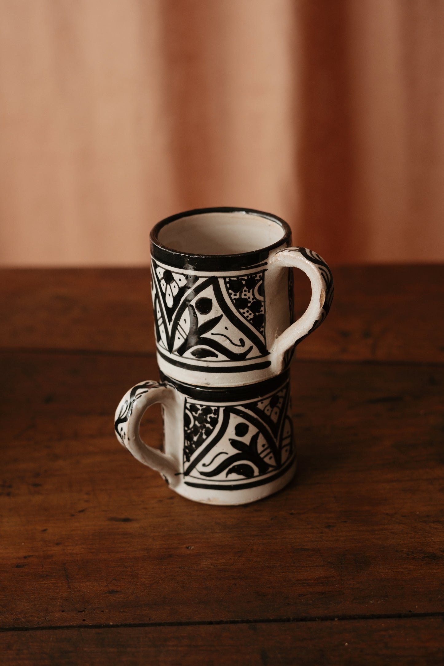 Coffee mug - stoneware - abstract black