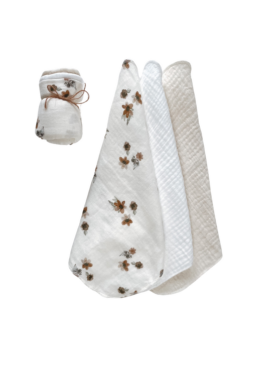 Load image into Gallery viewer, Muslin Burp cloth set / vintage floral - cream
