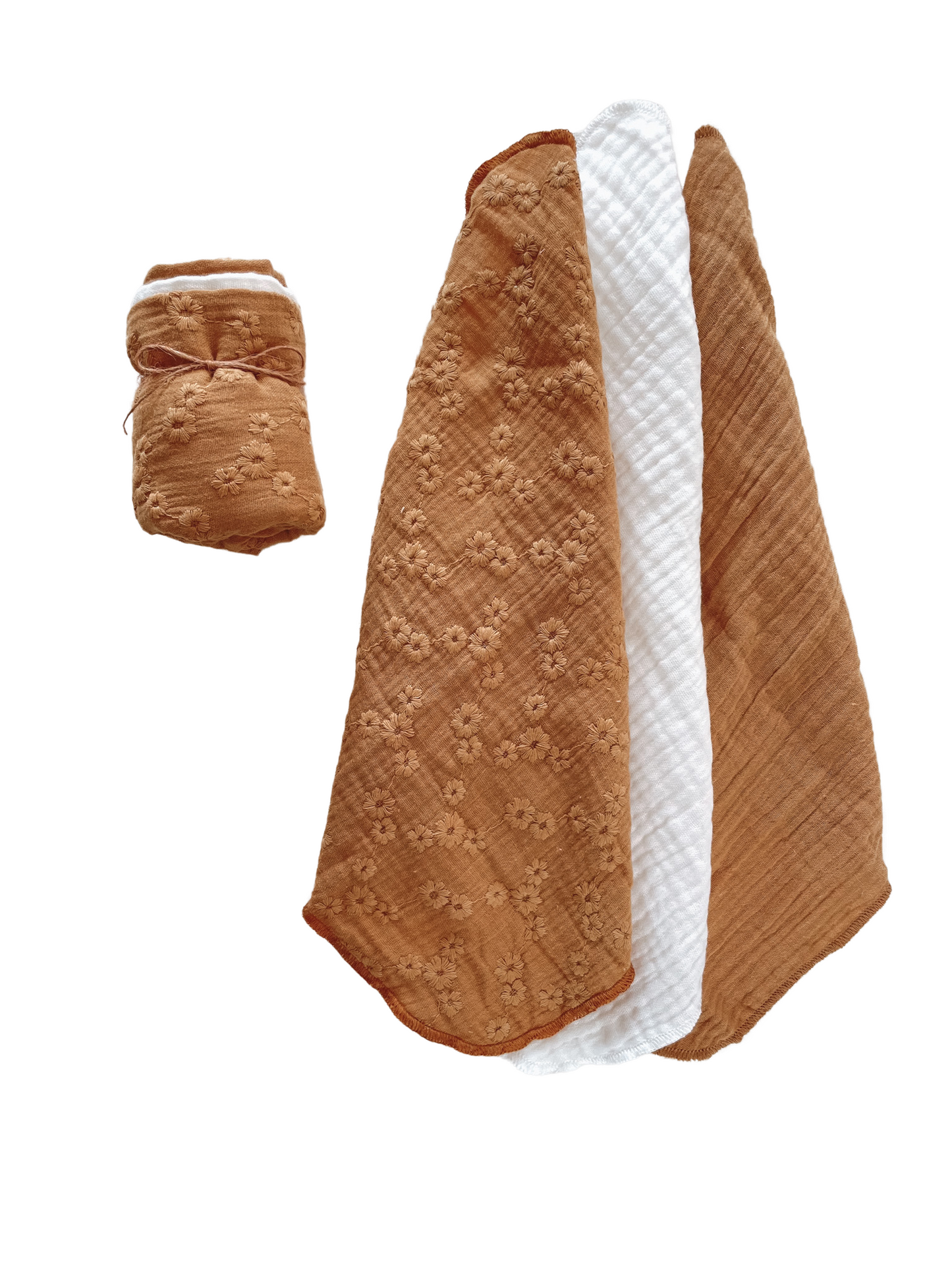 Muslin Burp cloth set / embroidered caramel