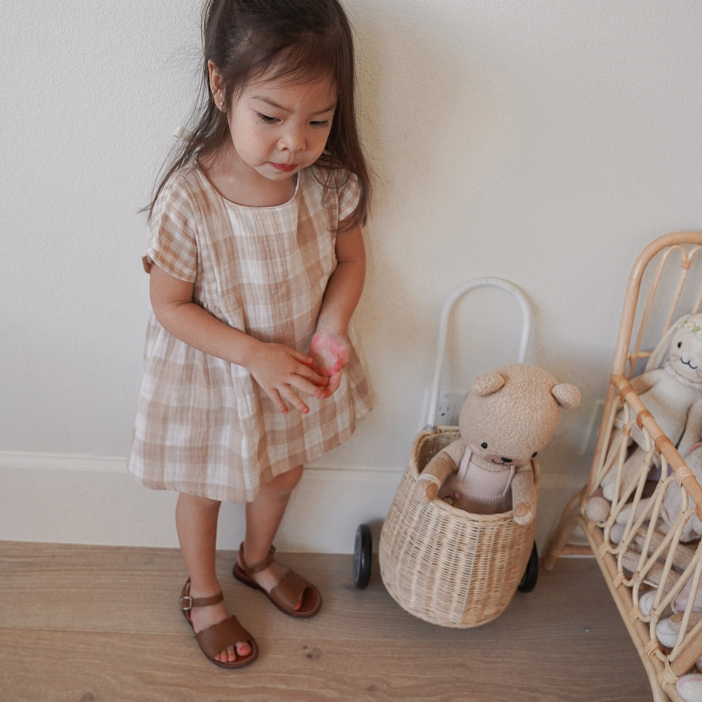 
                      
                        Malia baby dress / gingham
                      
                    