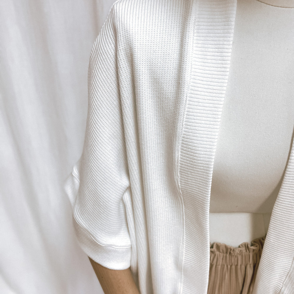 
                      
                        Kimono - cotton knit - ivory
                      
                    