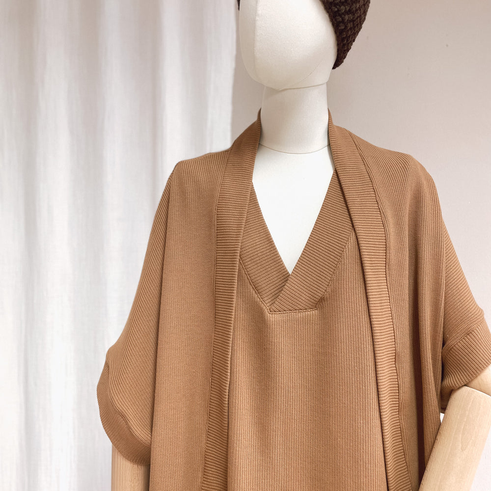 
                      
                        Oversized vest - cotton knit - caramel
                      
                    