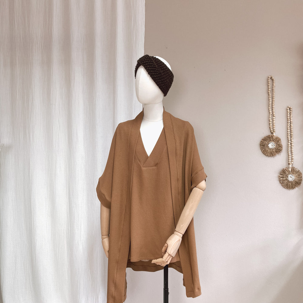 
                      
                        Oversized vest - cotton knit - caramel
                      
                    