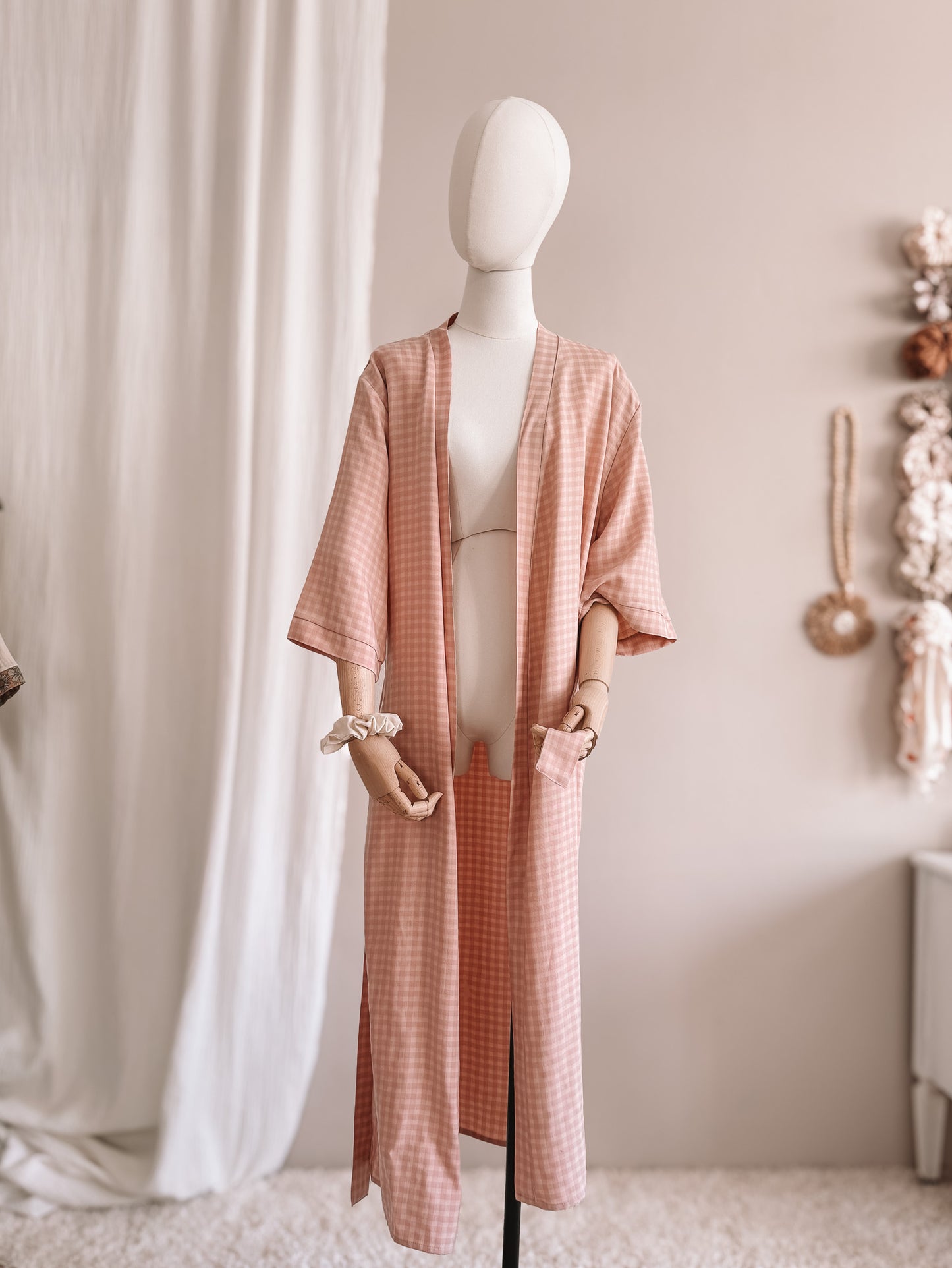 Viscose robe  / checkers - blush