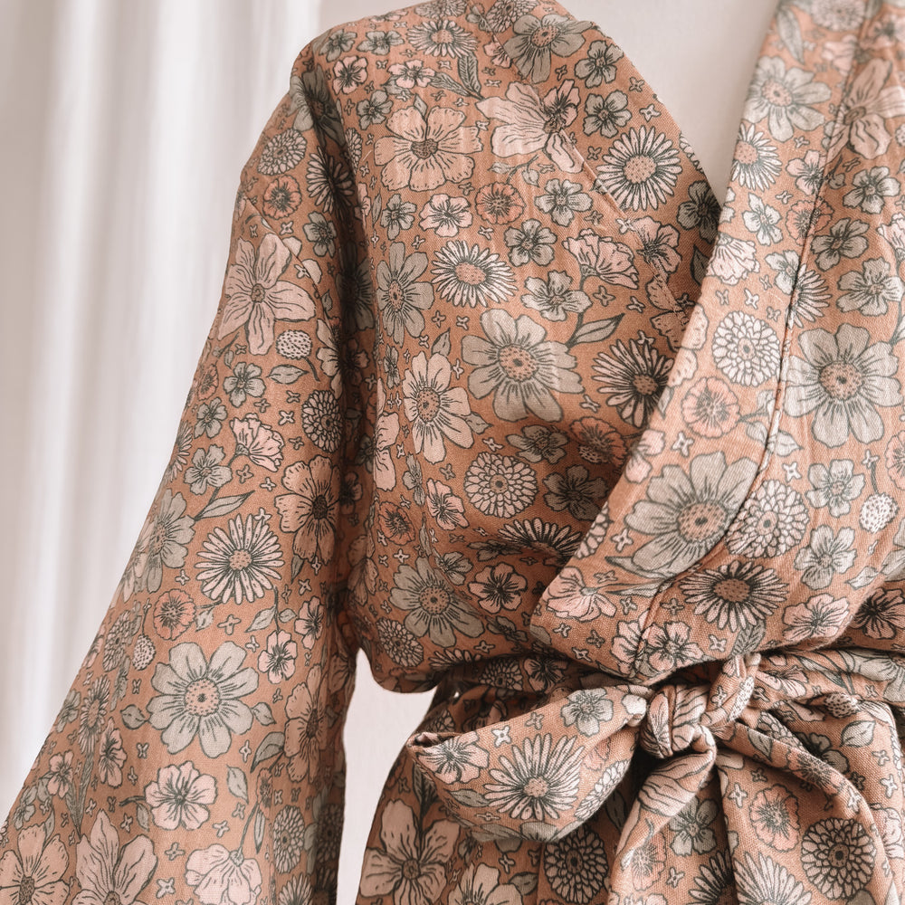 Muslin robe  / bold floral caramel