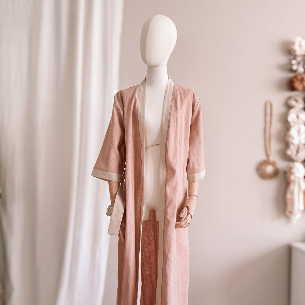 
                      
                        Linen robe  / colorblock - blush
                      
                    