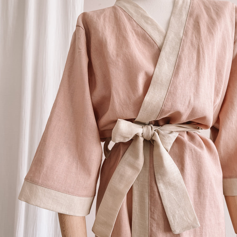 
                      
                        Linen robe  / colorblock - blush
                      
                    