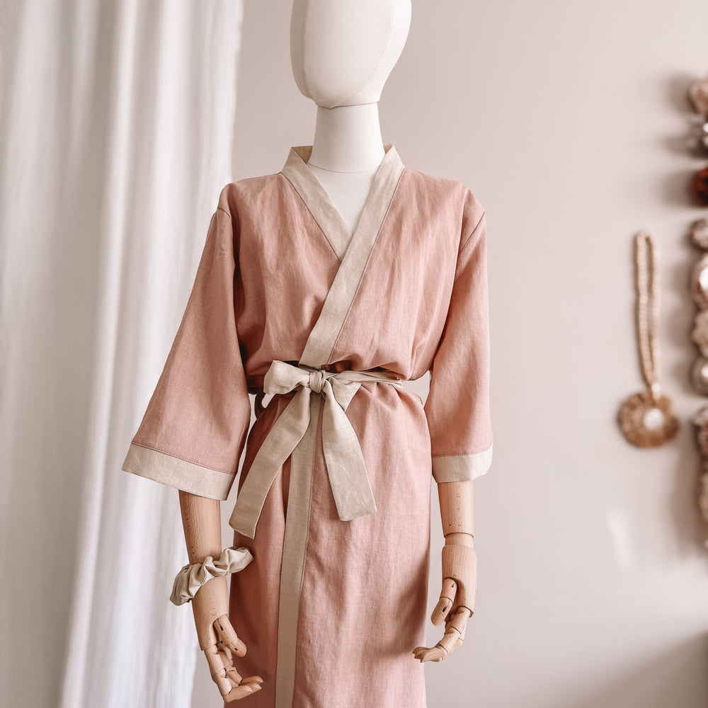 
                      
                        Linen robe  / colorblock - blush
                      
                    