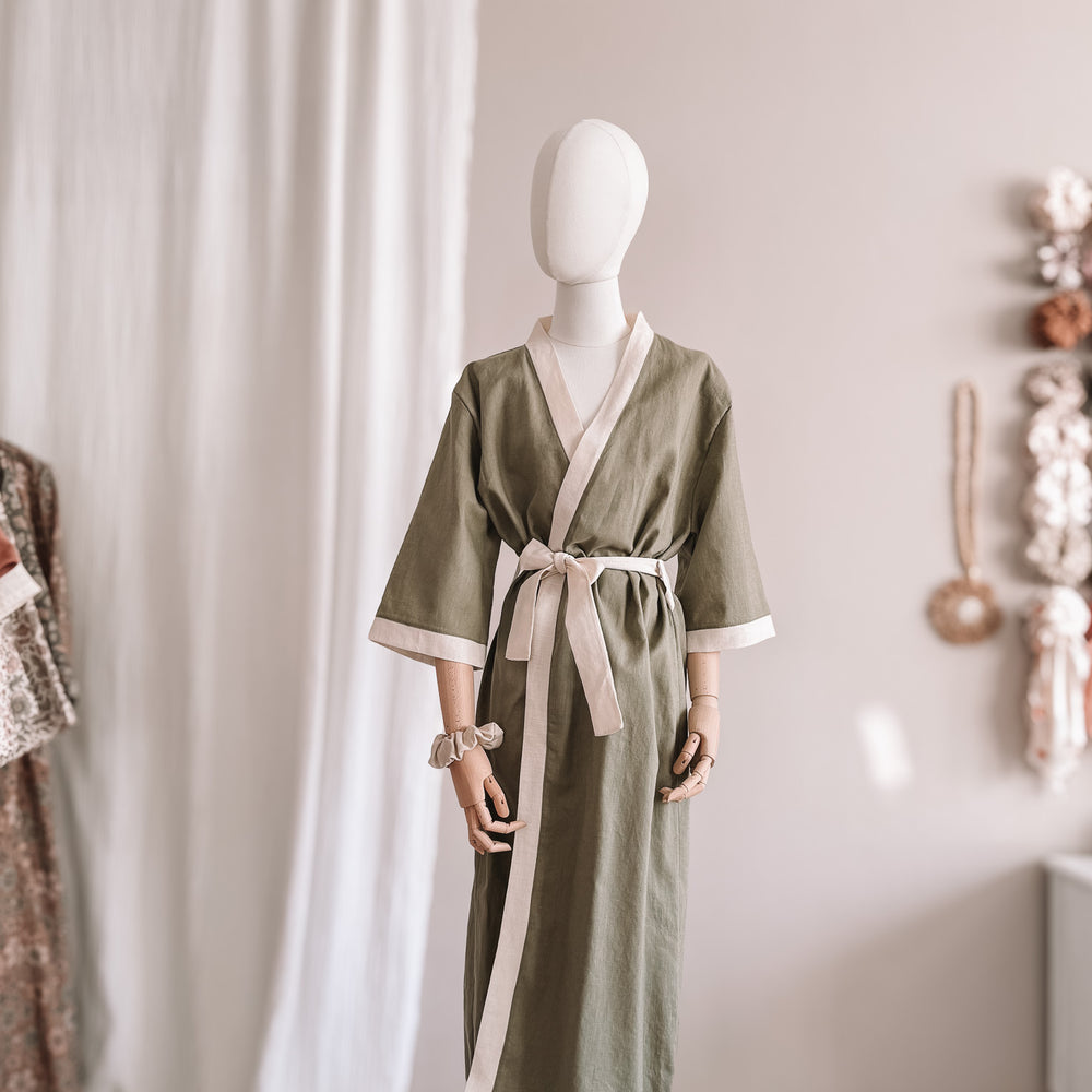 
                      
                        Linen robe  / colorblock - olive
                      
                    