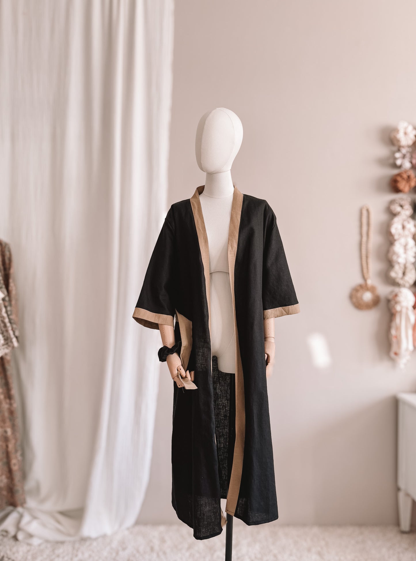 Linen robe  / colorblock - black