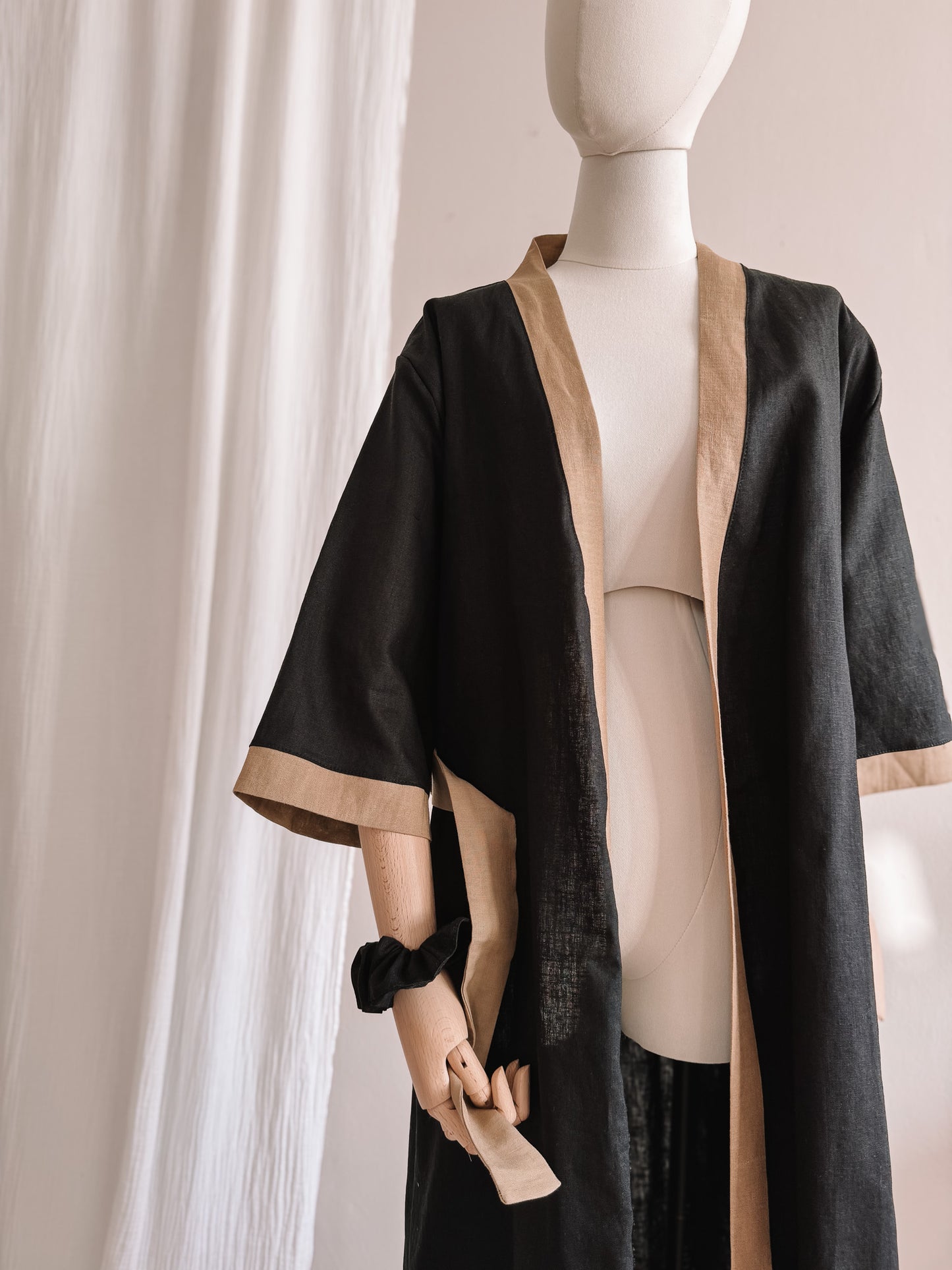 Linen robe  / colorblock - black