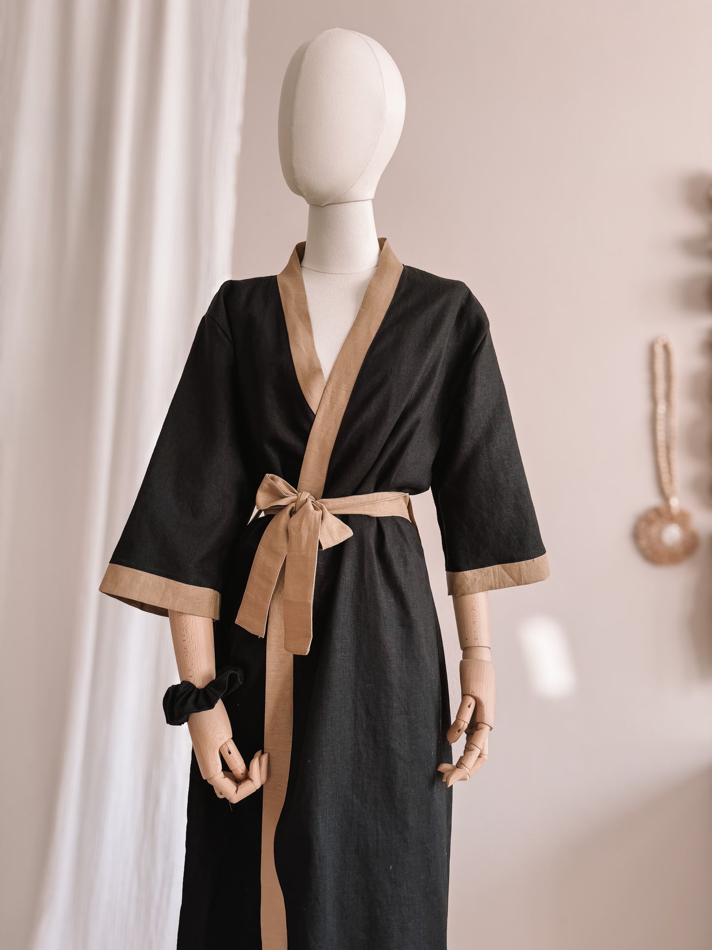 Linen robe  / colorblock - black