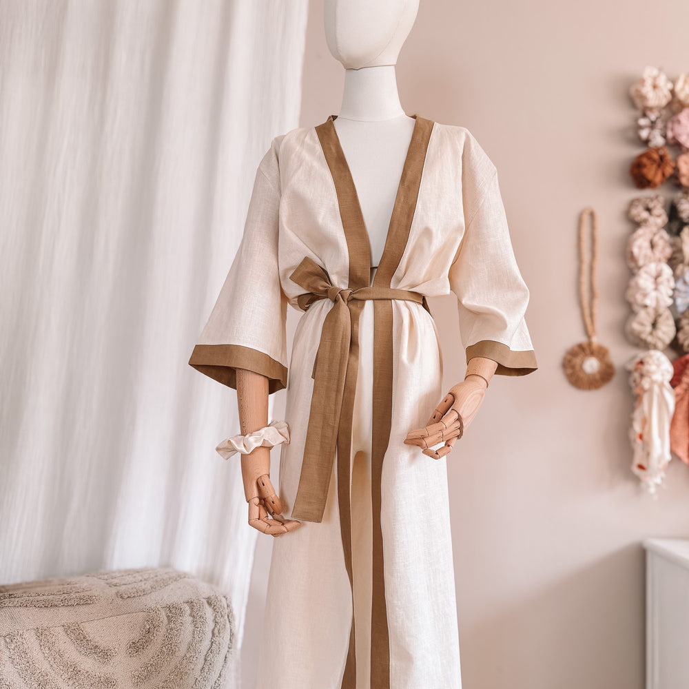 
                      
                        Linen robe  / colorblock - milk
                      
                    